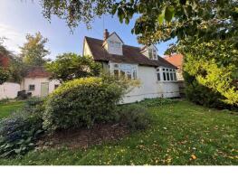29 Eastview, New Path, Bishop's Stortford CM23 3TX