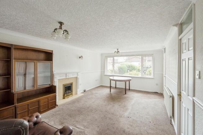 3 bed Detached Bungalow for sale Image 2