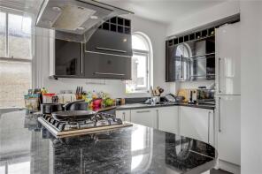 Flat First Floor A, 76, Hearnville Road, London SW12 8RR