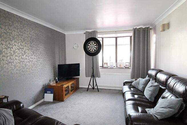 3 bed Semi-Detached for sale Image 5