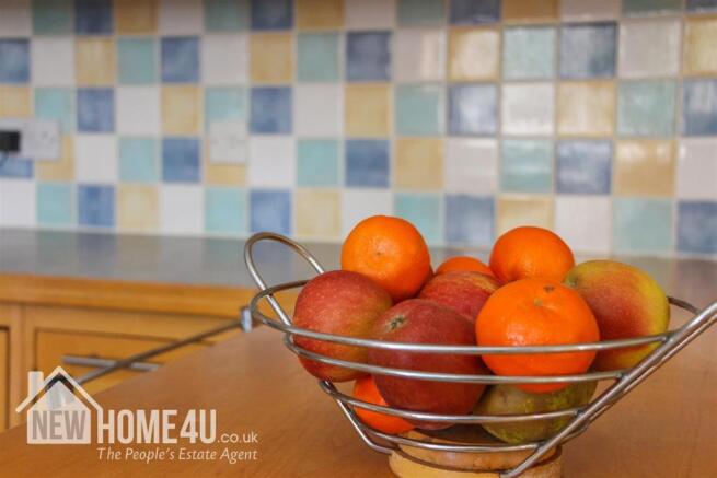 KITCHEN: