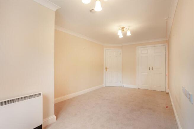 8608778-interior11.jpg