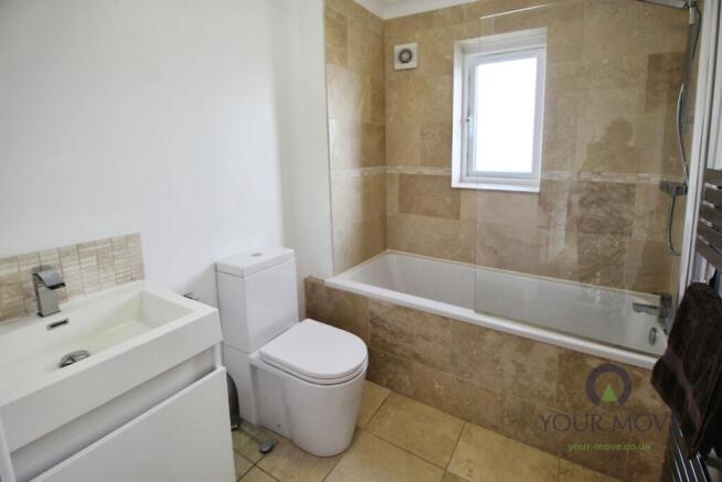 4 bed Detached for sale Image 7