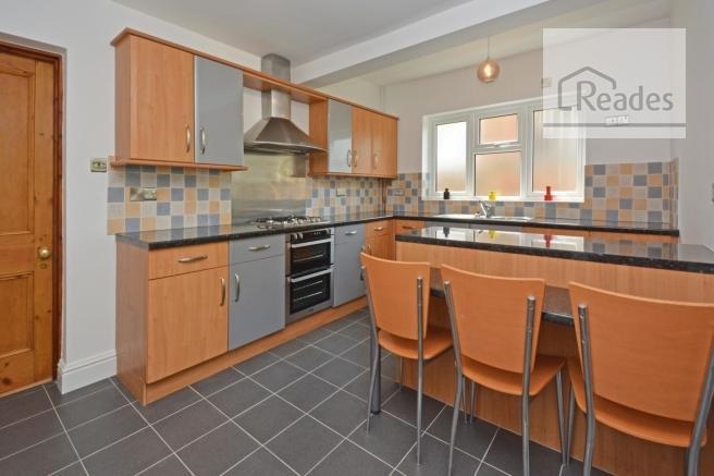 Kitchen/b'fast rm