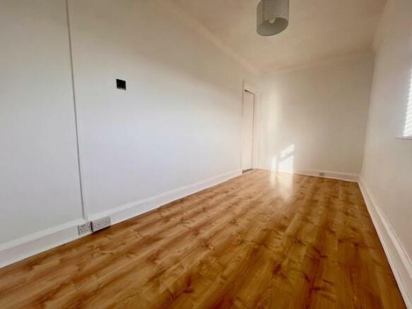 Bedroom...jpg