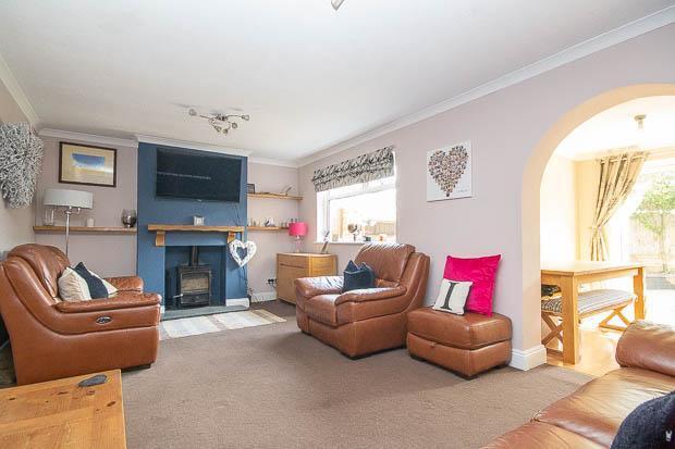 74, Moselle Drive, Churchdown, GL3 2TA photo 4