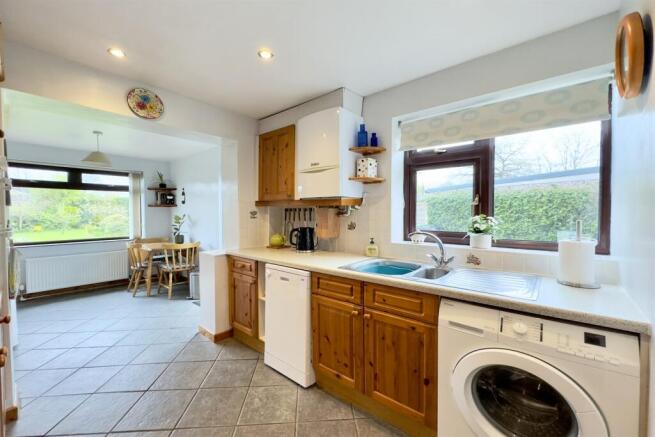 Breakfast Kitchen 