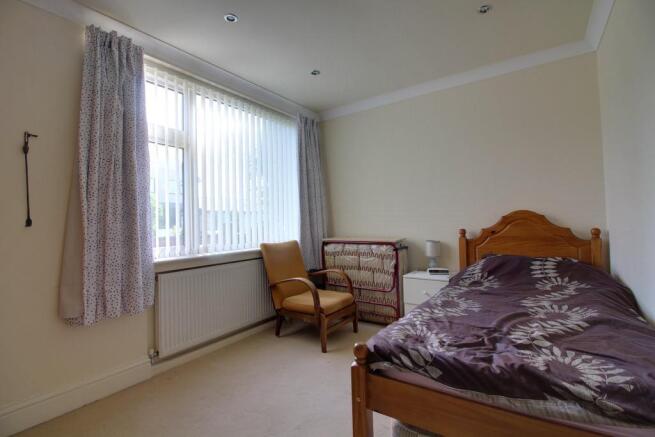 Bedroom 2 (Double)