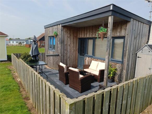 2 bed Bungalow for sale Image 12