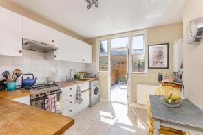 71, Smeaton Road, London SW18 5JJ
