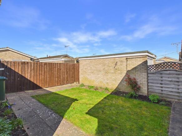 2 bed Detached Bungalow for sale Image 4