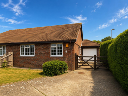 2, The Sparrows, Peacehaven BN10 8BF