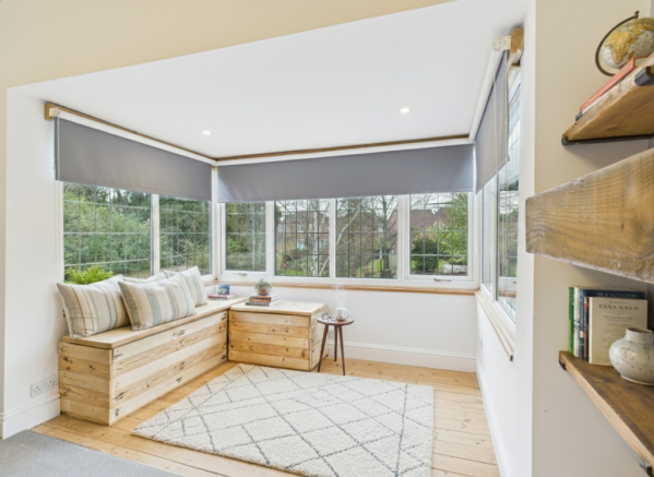 6 bed Semi-Detached for sale Image 12