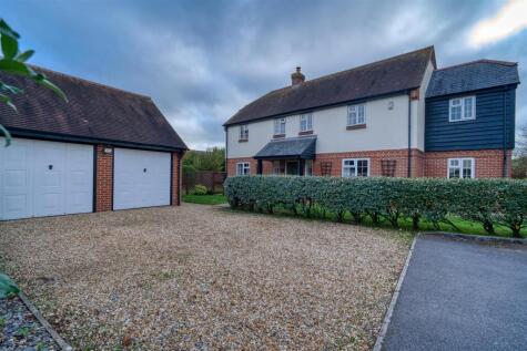 De Briane Close, Hazelbury Bryan, Sturminster Newton
