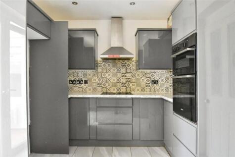 Sedgemoor Drive, Dagenham, RM10