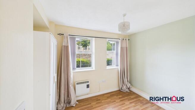 2 bed Apartment for sale Image 10