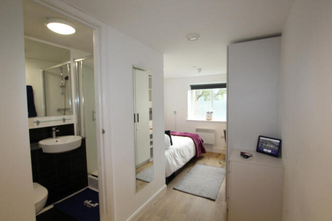 Classic En-suite room in a Boutique Purpose-Built