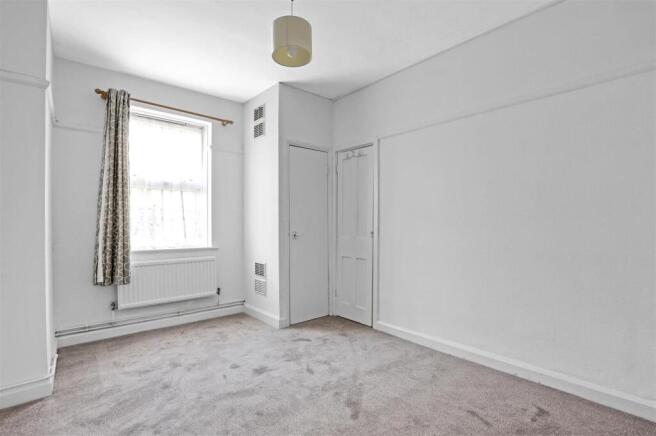 03-6994JHHFI - 3 Heatfield Garden - 8.jpg