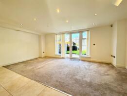 5, Park Close, Poole BH15 2FH