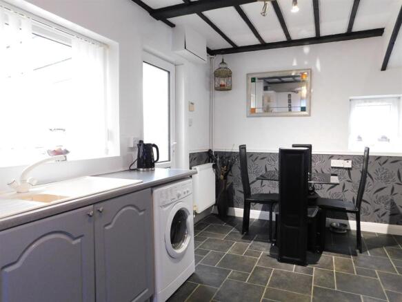 Kitchen 4