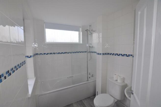 Bathroom.jpg
