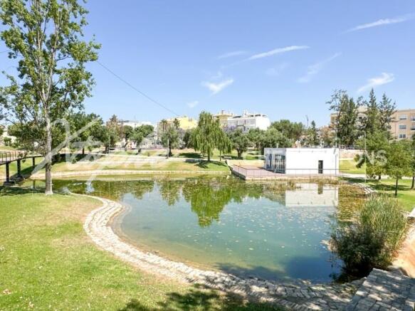 Almancil Centre 4 Bed Duplex Top Floor Apartment For Sale (1)
