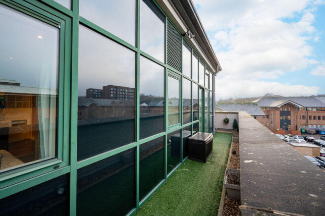 2 bed Apartment for sale Image 11