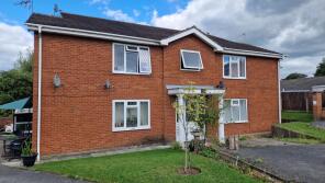 14, Banbury Grove, Biddulph ST8 6AE