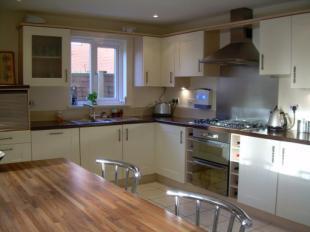 Kitchen/Breakfast Rm