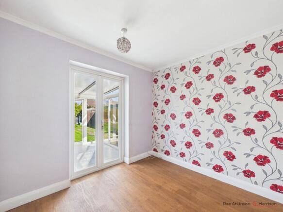 2 bed Semi-Detached Bungalow for sale Image 10