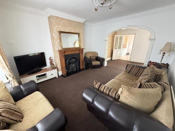 3 bed Semi-Detached for sale Image 5