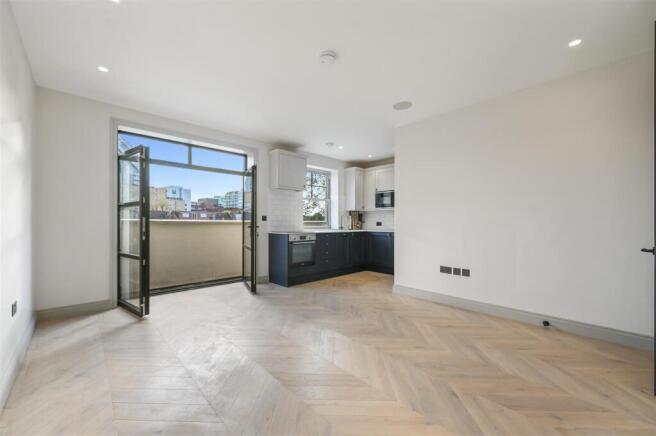 AR - Flat 6, 63 Gordon Road - 18 (1).JPG