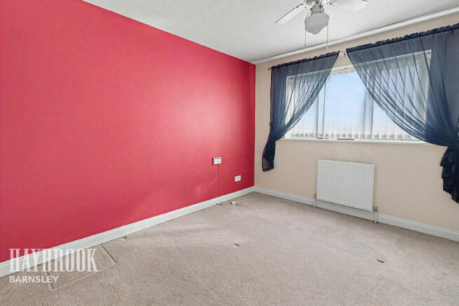 2 bed Semi-Detached for sale Image 9