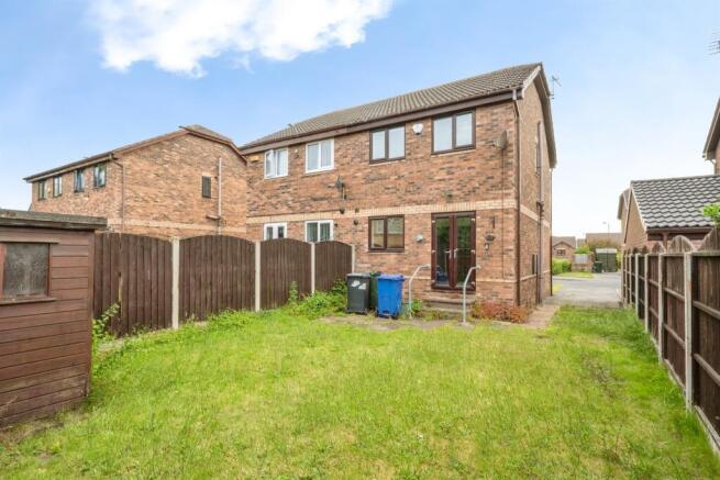3 bed Semi-Detached for sale Image 11