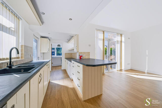 3 Eaton Lane, Dav...