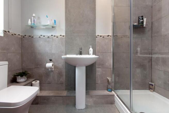 En Suite 2