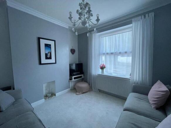 front lounge.jpg
