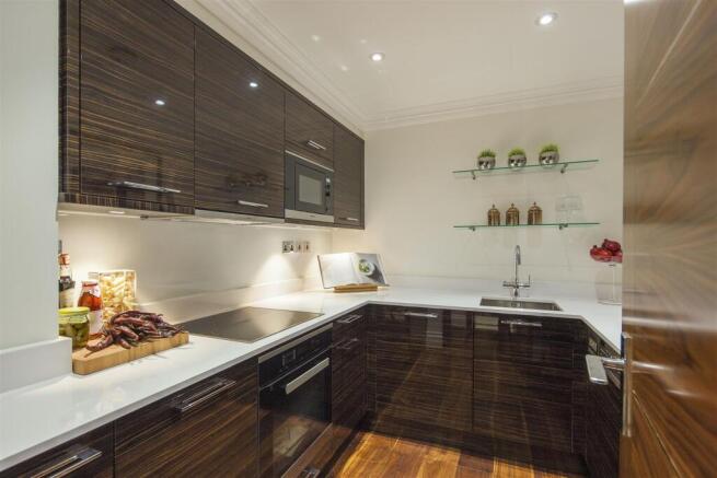 B1 86-92 Kensington Gardens Square - 355411 Kit_R