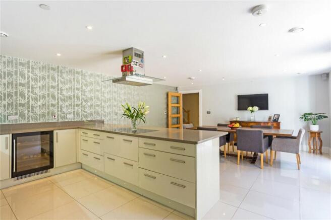 Kitchen/Breakfast