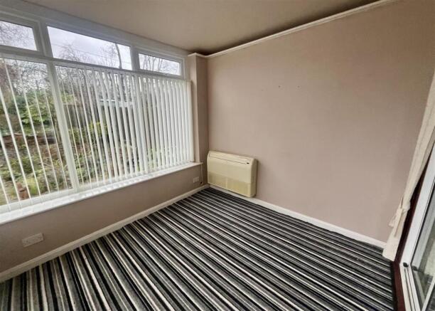 3 bed Semi-Detached for sale Image 12