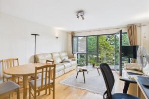 Flat 32, 31 Nonsuch House, Chapter Way, Colliers Wood, London SW19 2RP
