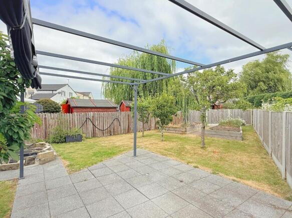 2 bed Semi-Detached Bungalow for sale Image 8