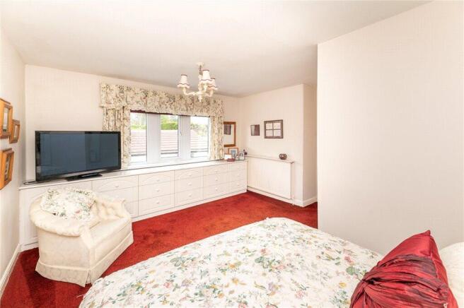 3 bed Semi-Detached for sale Image 12