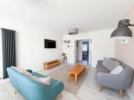 Flat 1, 4 5 Regency Court, South Cliff, Eastbourne BN20 7AE