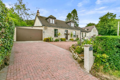 Broomhill Cottage, Neilston, G78