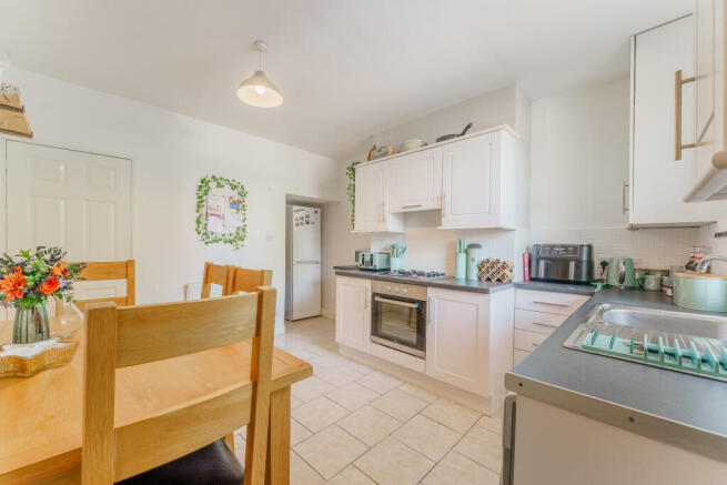 2 bed Terraced for sale Image 7