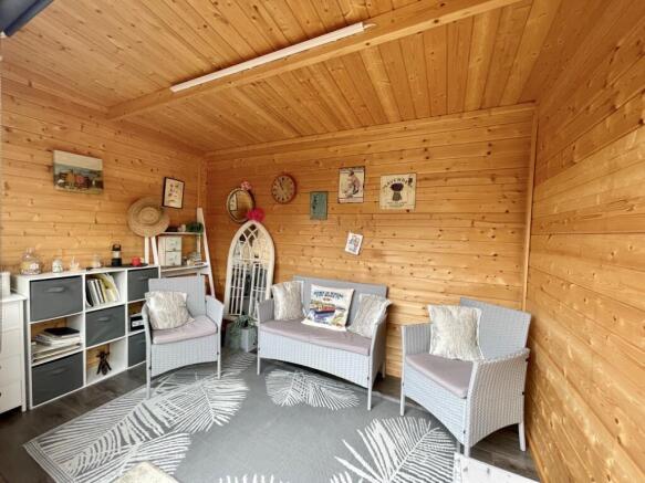 Garden Room 