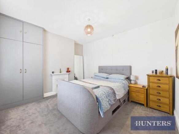 2 bed Apartment for sale Image 6