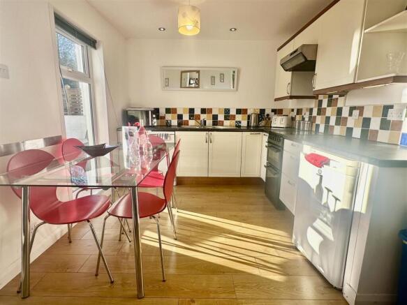 Honicombe Park, Callington, PL17 8JW photo 4