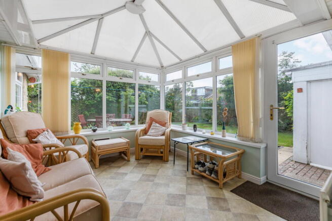 3 bed Detached Bungalow for sale Image 11